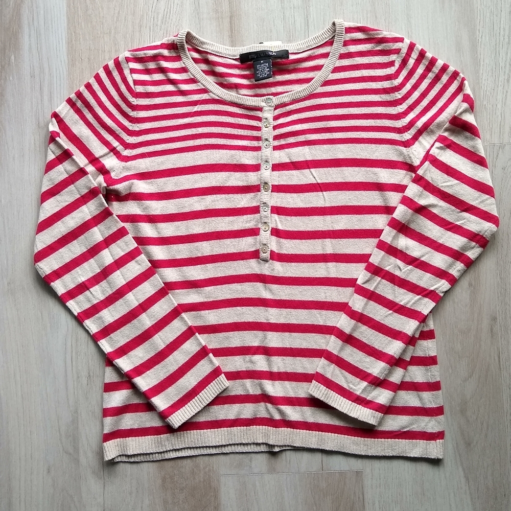 89th & Madison Long-Sleeve Knit Top Stripes Red Cream Henley Buttons Medium - Picture 1 of 9